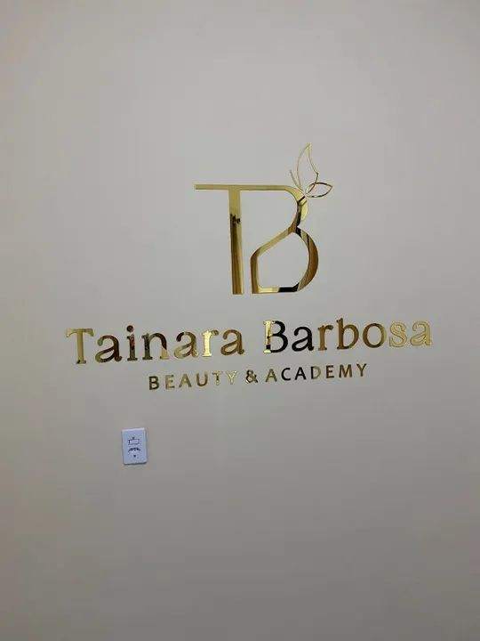 Letreiro em Acrílico Espelhado