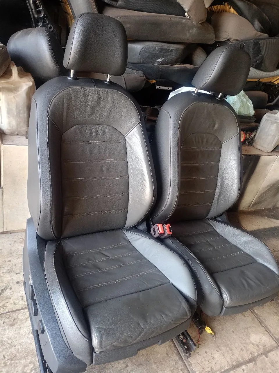 Bancos Dianteiros Couro Amarok V6