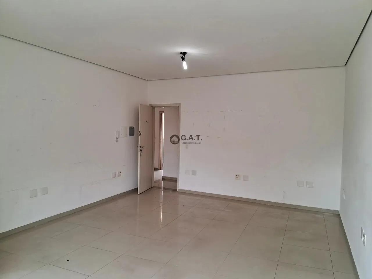 SALÃO PARA LOCAÇÃO NO CENTRO - SOROCABA/SP