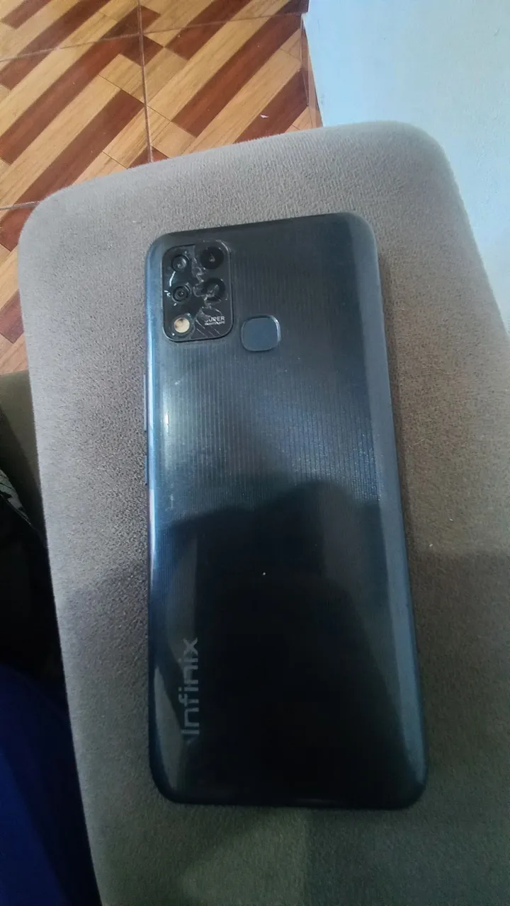Celular infinix com display queimado para tirar peças