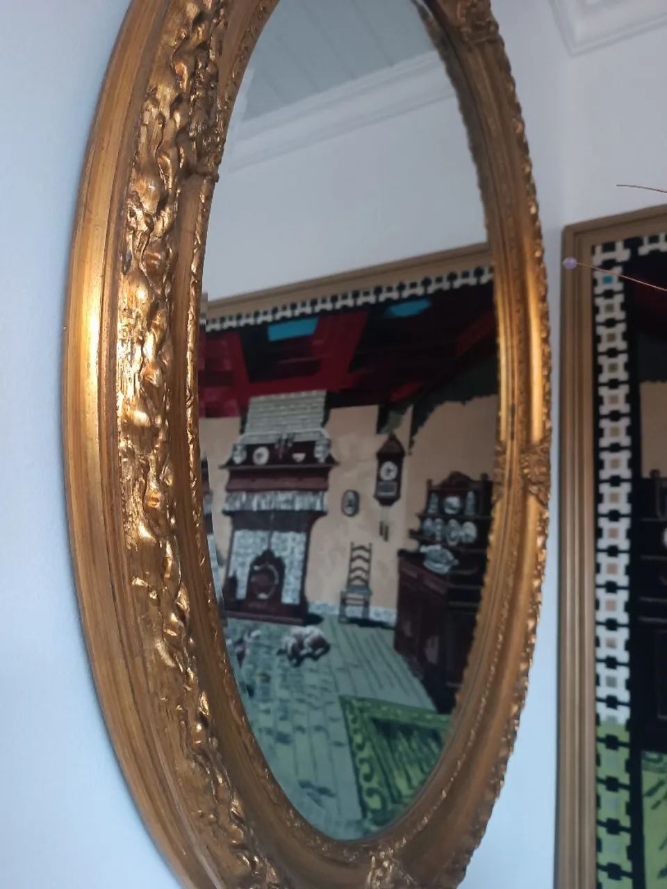 Espelho Oval Dourado com Moldura Entalhada - Foto 3