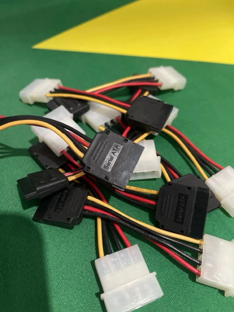 Cabos Adaptadores SATA para Energia - Diversos - Foto 2