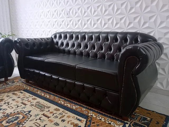 Sofá Chesterfield Couro Ecologico Novo