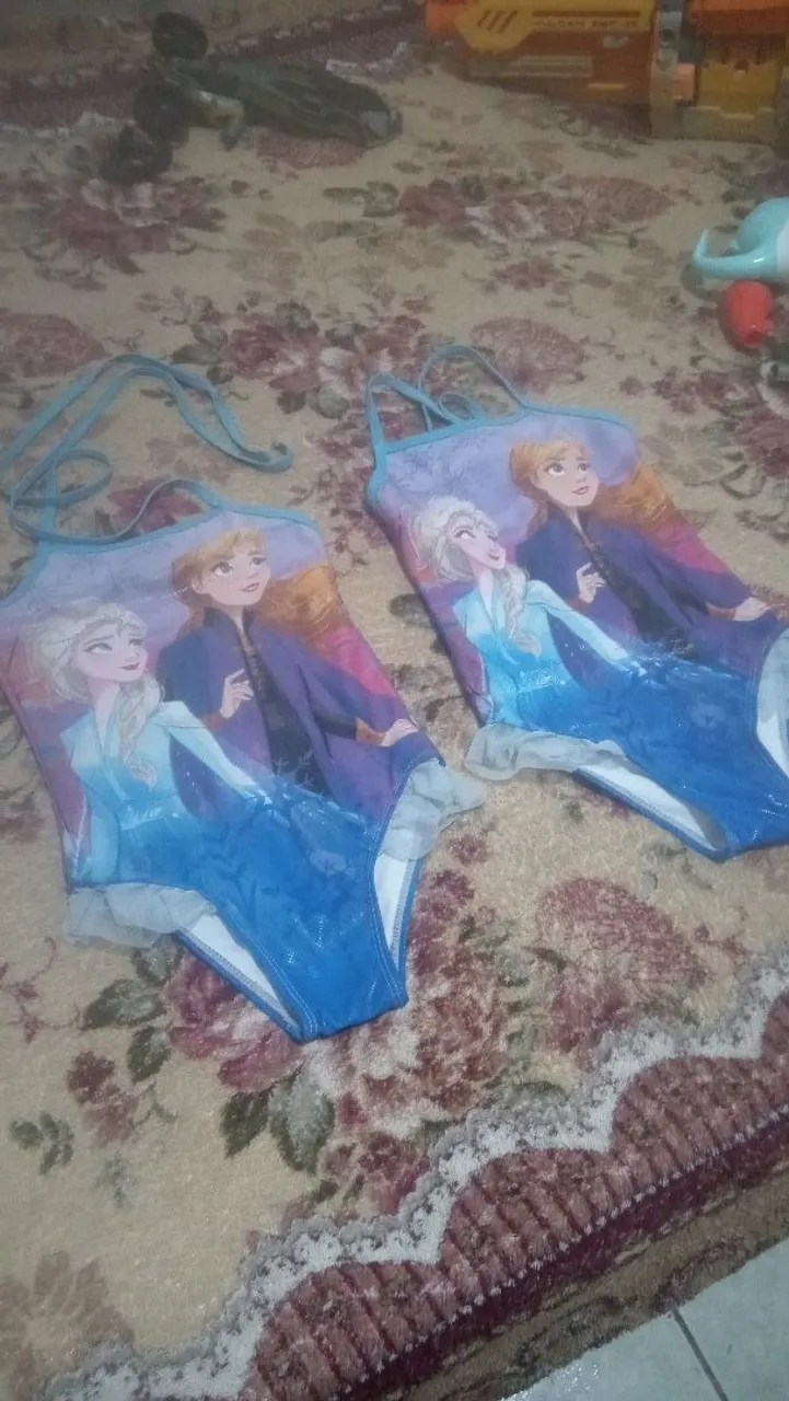 2 Sunga Maiô Frozen Anna e Elsa