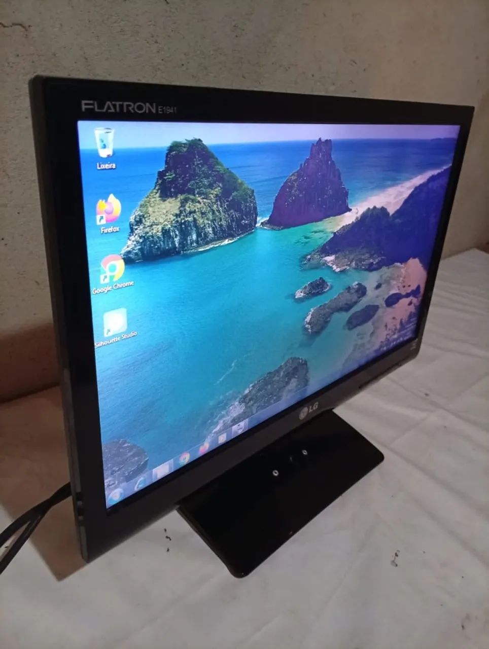 LG 19 INCH MONITOR64208801474177121