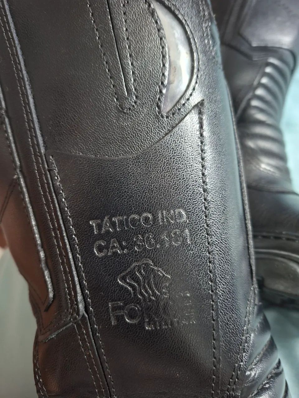 Vendo Bota de Bombeiro Civil Brigadista número 35 - Foto 3