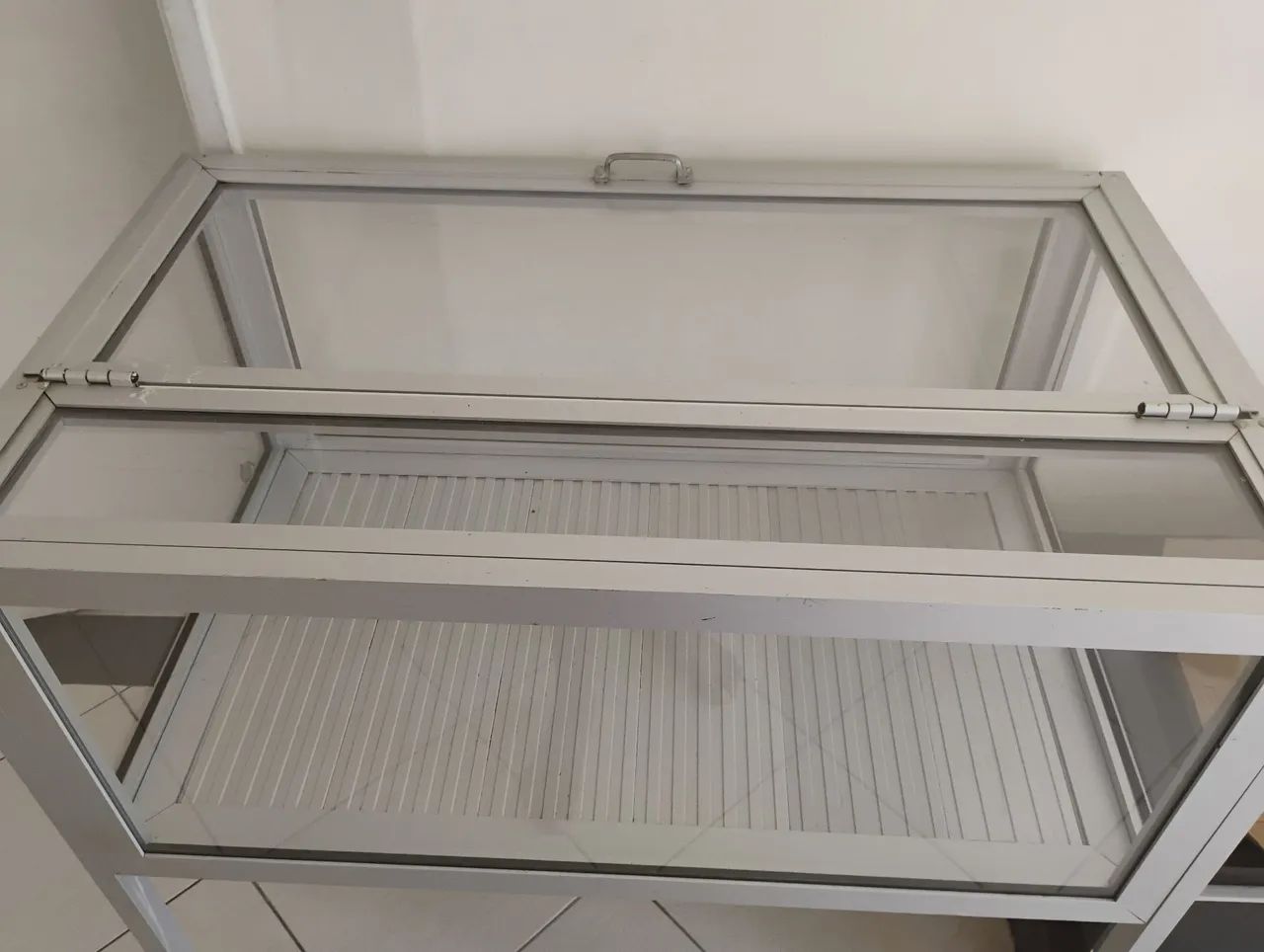 Vitrine 64313658232835120