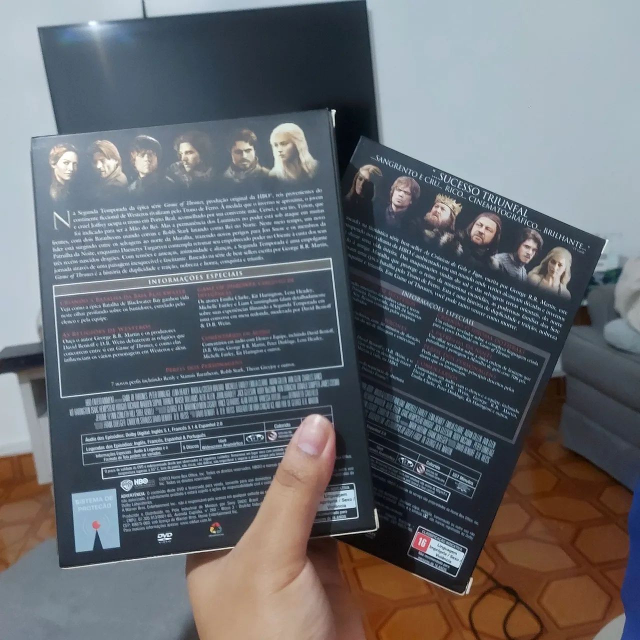 DVD Game Of Thrones 1 e 2 completo original - Foto 2