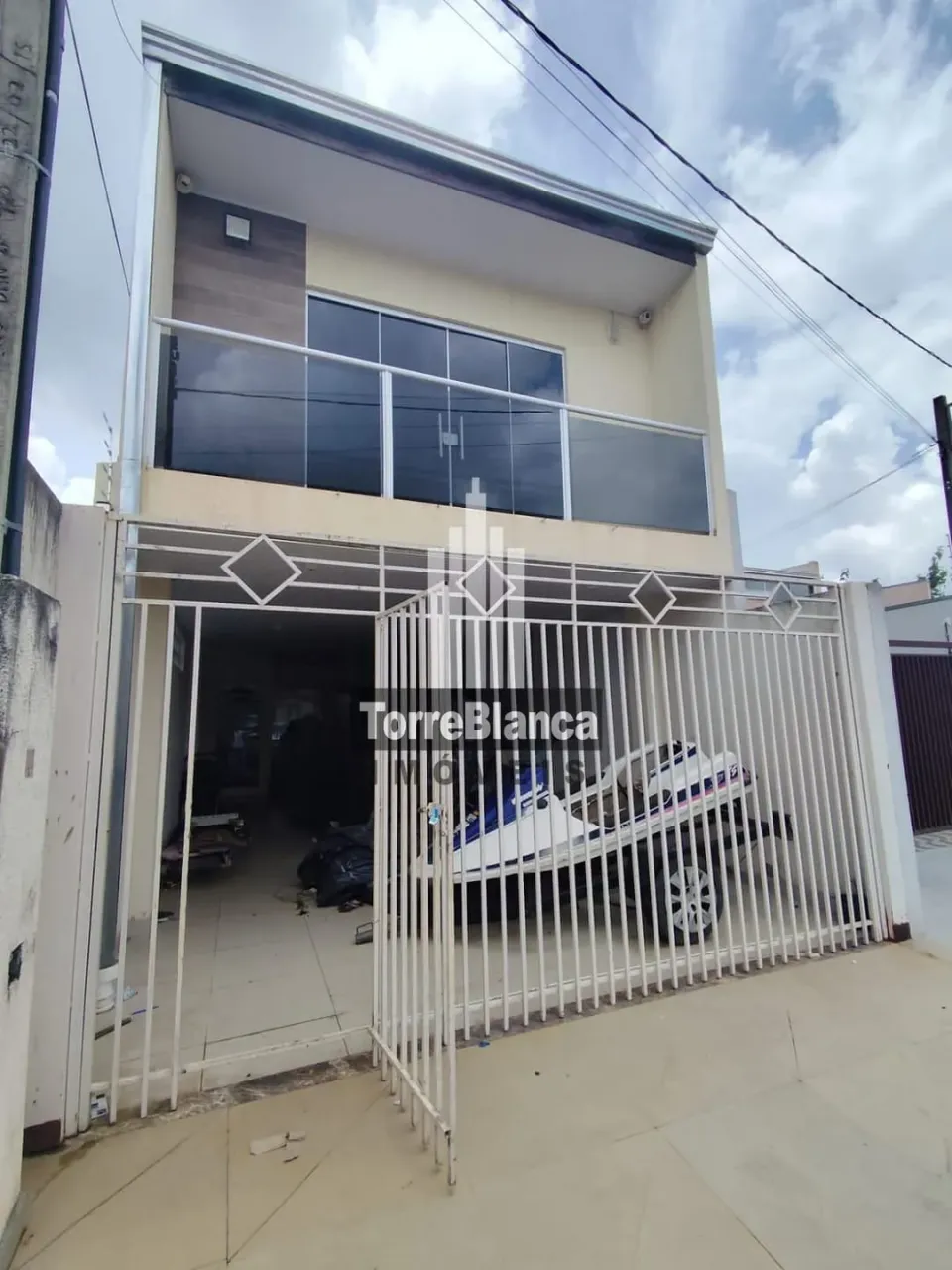 Sobrado para locação, 4 quartos sendo 2 suítes - 130 m² Contorno, Ponta Grossa, PR