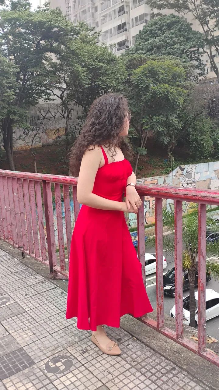 Vestido Vermelho Elegante - Foto 3