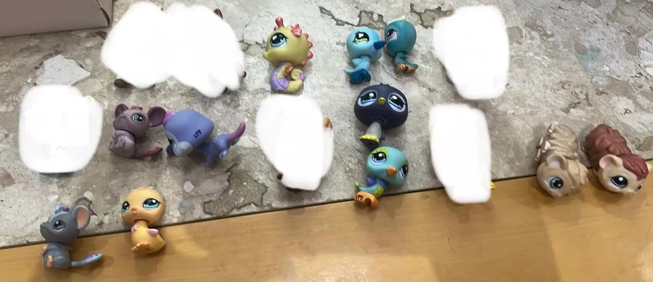Lote Littlest Pet Shop com 11