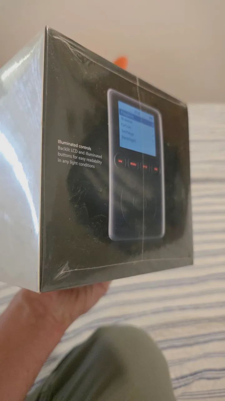 iPod 3a geração 2003 - 10GB - LACRADO DE FÁBRICA. RELÍQUIA