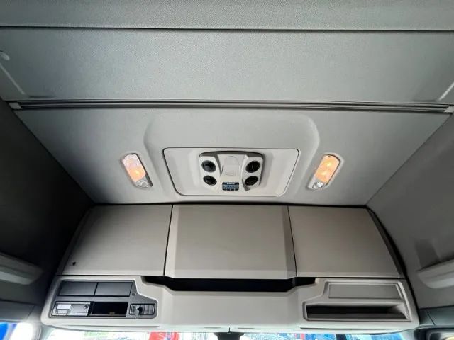 Caminhão Scania R 540 6x4 ano 2022/2023 Teto alto Susp. Mola R540  - Foto 11