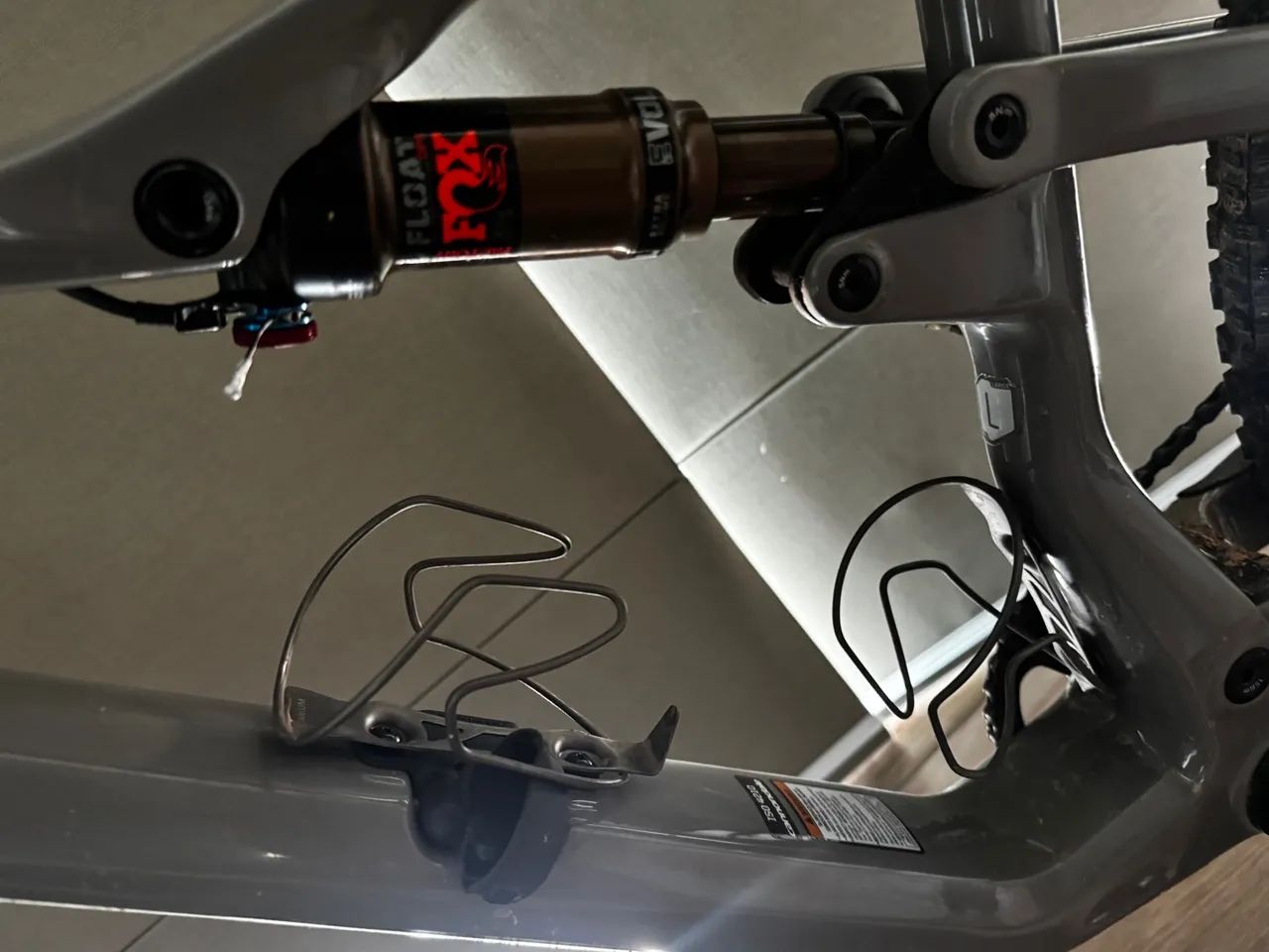 Vendo Mt Cannondale tamanho L  - Foto 2