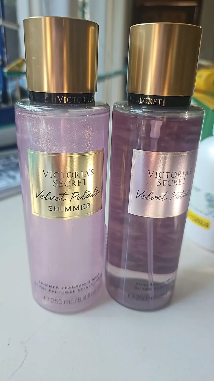 Victoria's Secret Velvet Petals Shimmer