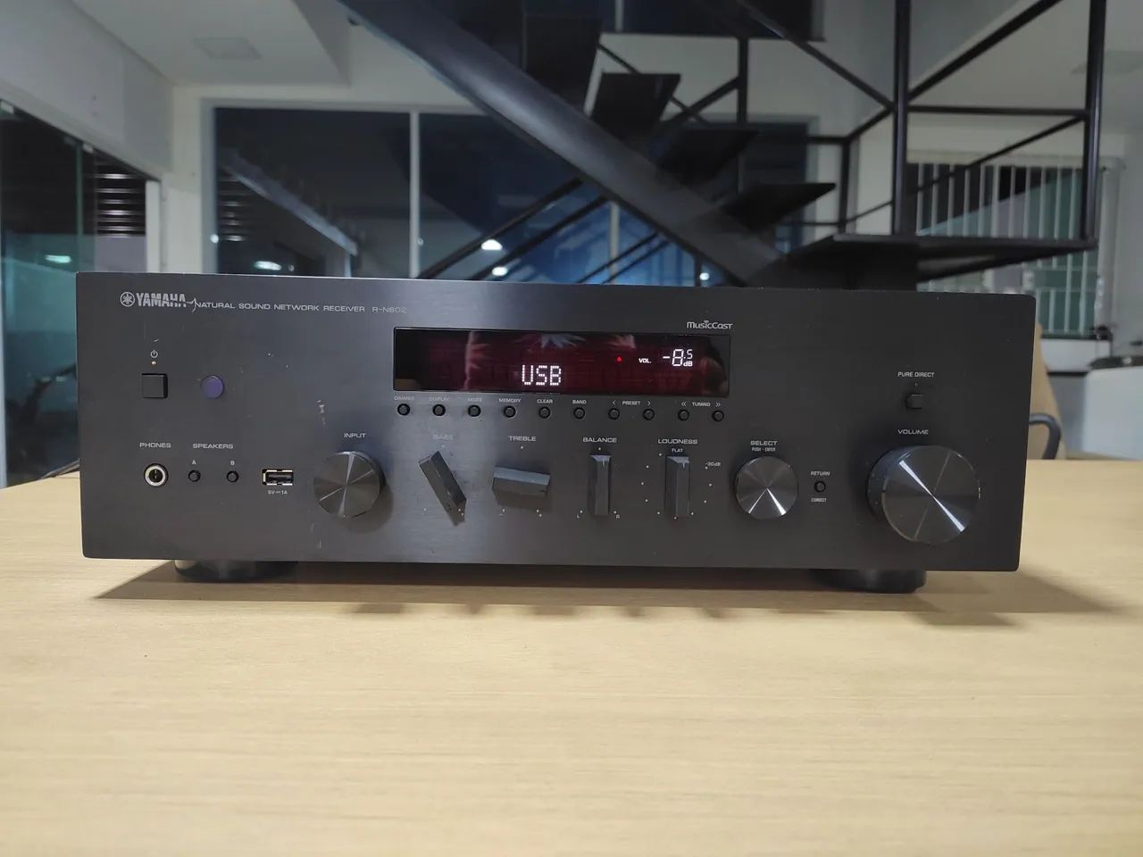 Receiver Yamaha R-N602