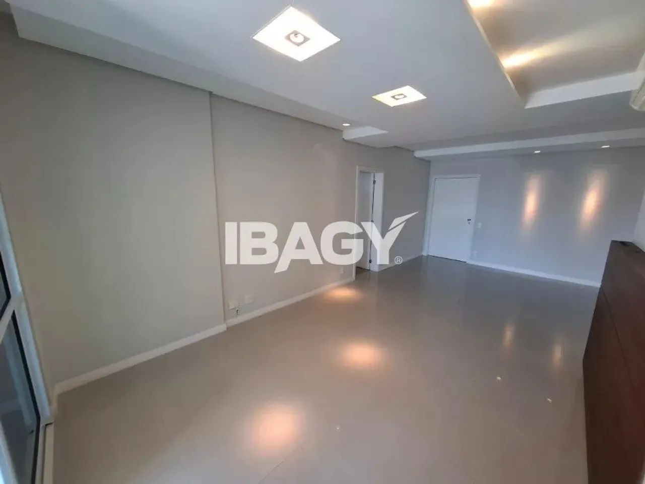 Excelente Apartamento 2 dormitório(s) em Centro - Florianópolis - Foto 4