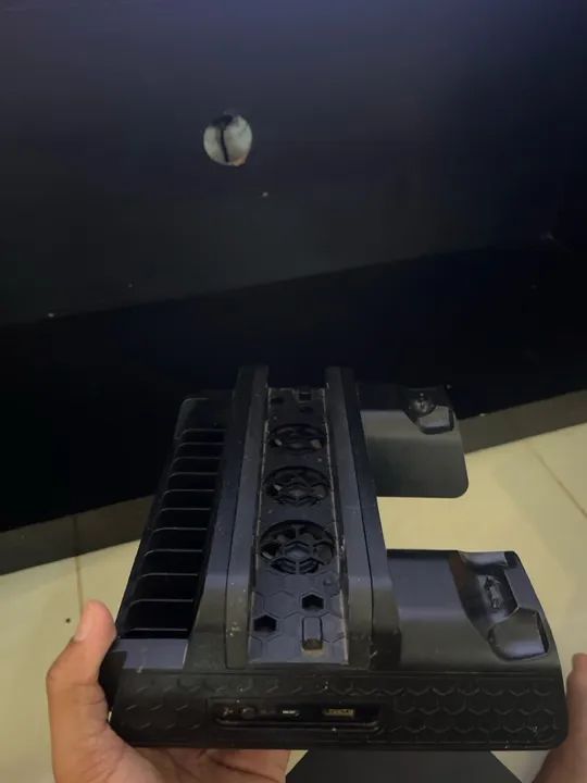 Playstation 4 usado + suporte de resfriamento e carregador de controle + controle  - Foto 5