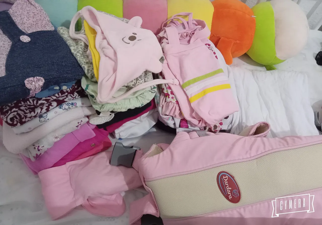Lote de Roupinhas de Bebê - Menina + canguru+ sling +cinta anti colica 