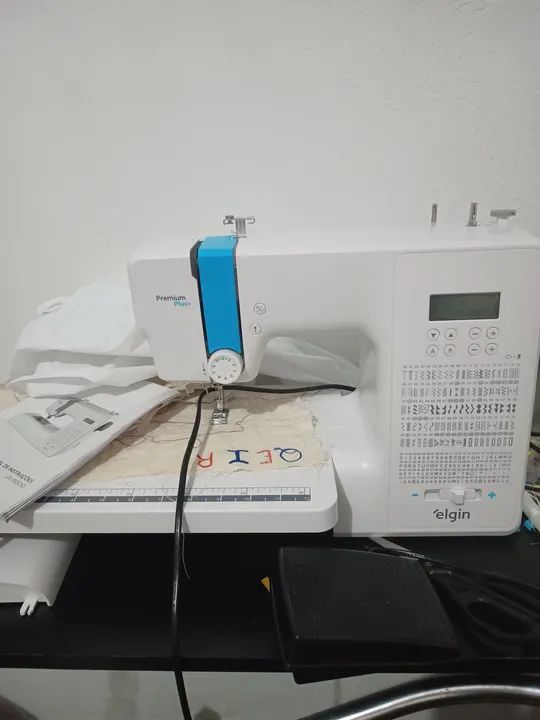 Máquina de Costura Elgin Premium Plus - Nova - Foto 5