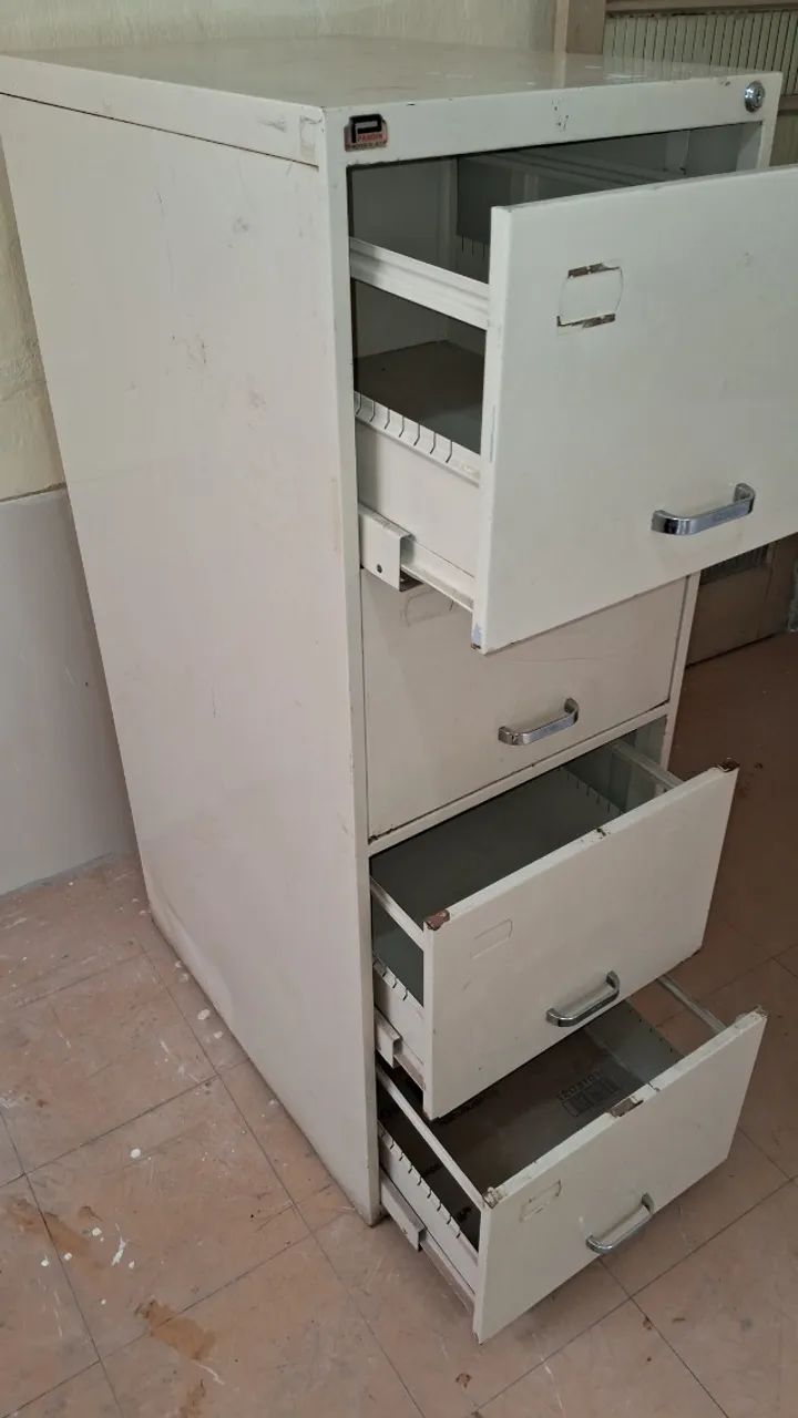 Arquivo de Aço 4 gavetas  - Foto 2