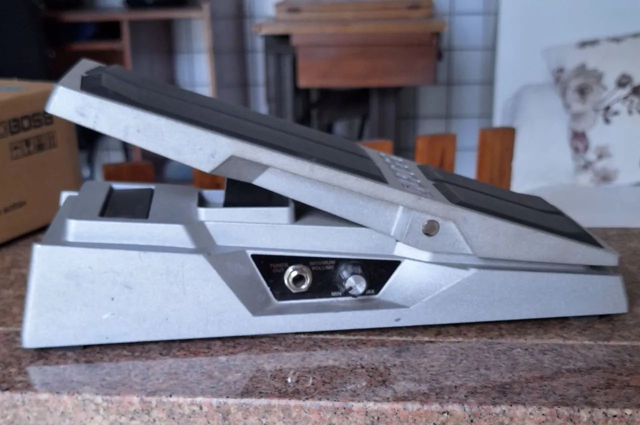 Vendo pedal de volume usado boss fv500h - Foto 3