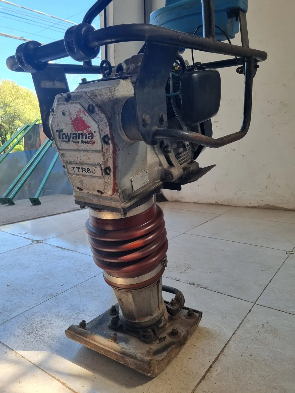 Compactador de Solo