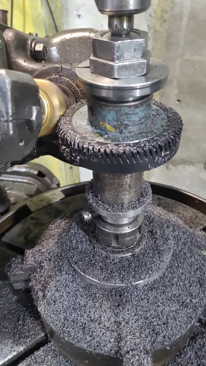 geradora de engrenagem marca PFAUTER tipo fresadora renania  - Foto 6