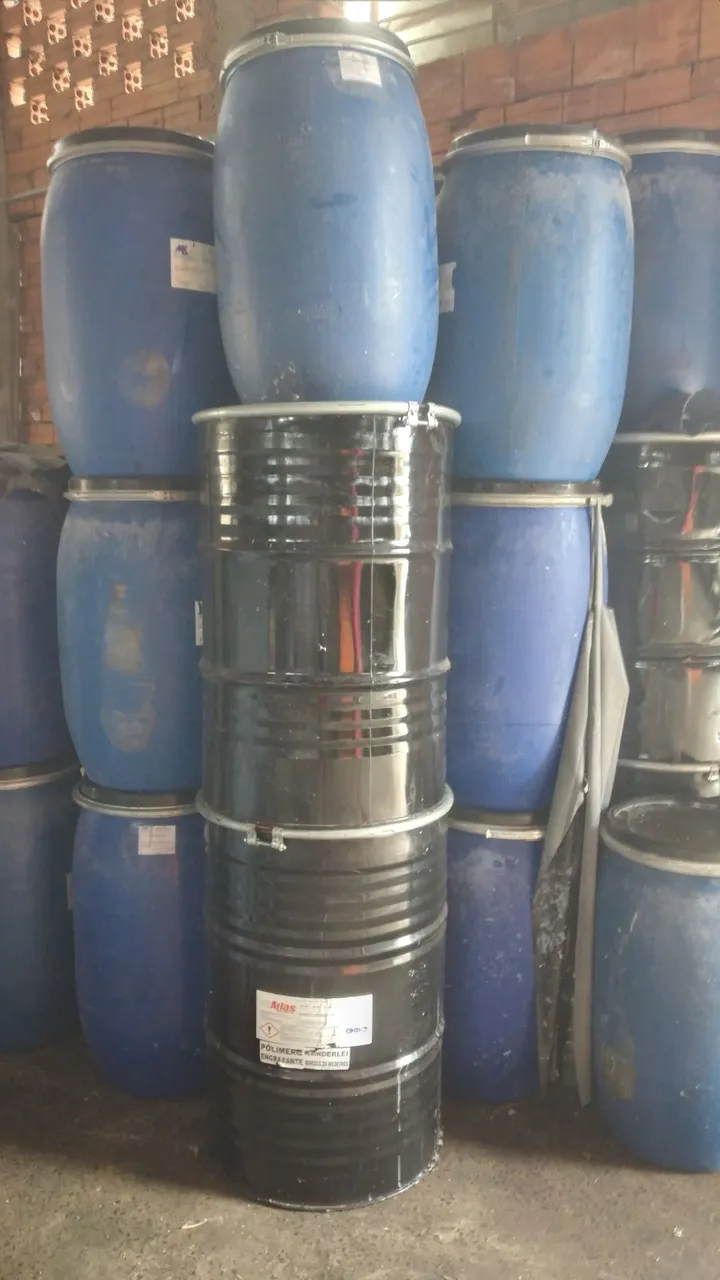 Tambor de plástico e de ferro para produção rural