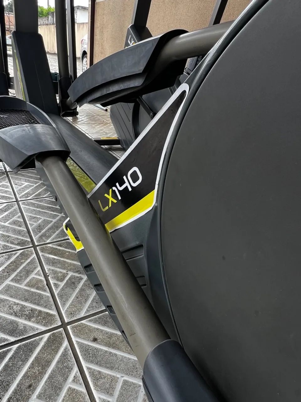 Elíptico moviment lx140 profissional 