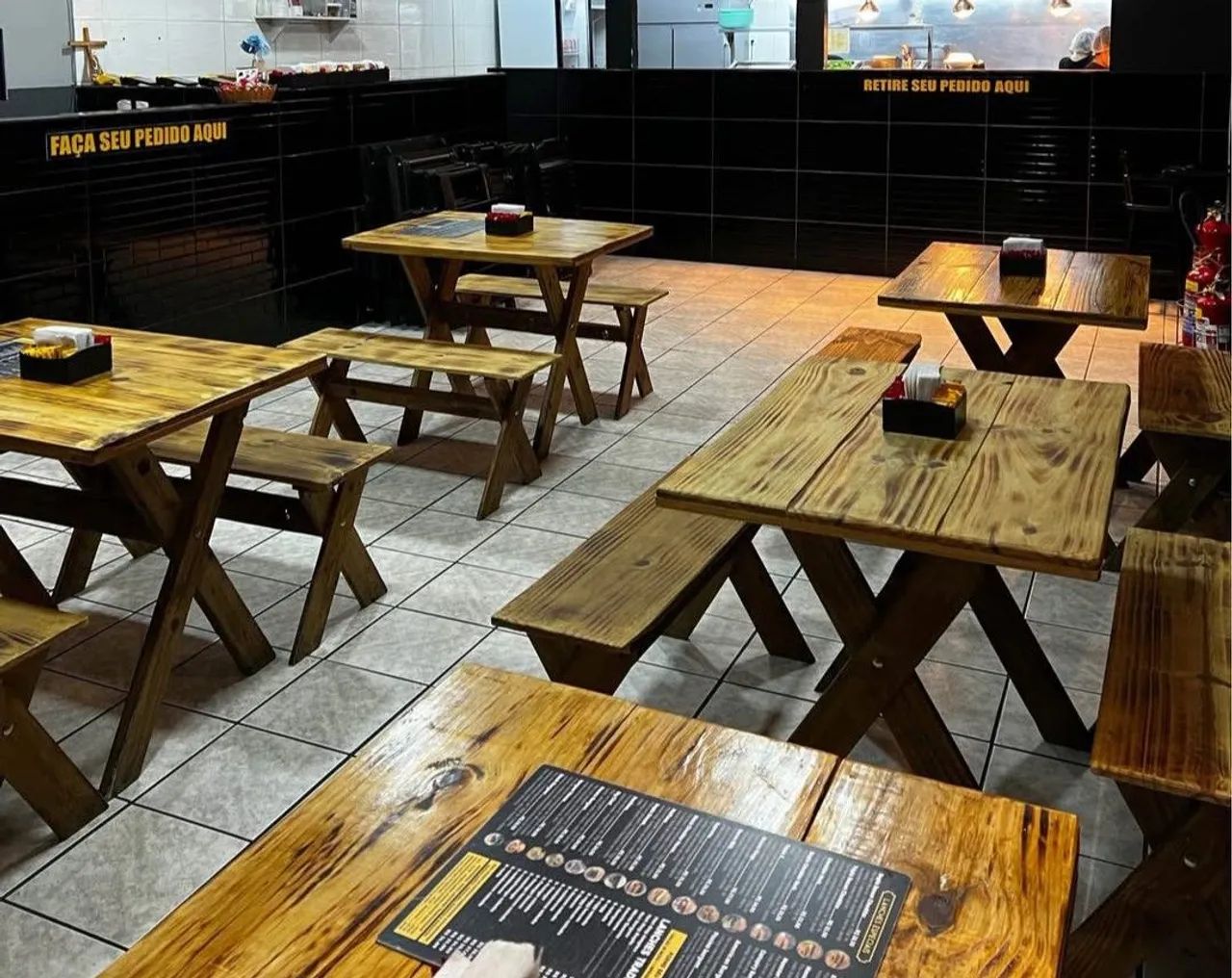 Mesas e Bancos de Madeira para Restaurante - Foto 2
