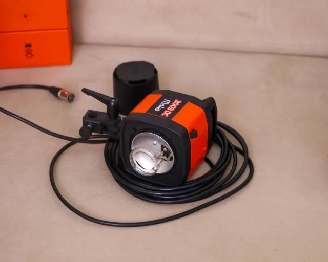 Flash Mako 3003 DC 2 Cabeças + Radio Youngnuo + 3 Modificadores - Foto 5