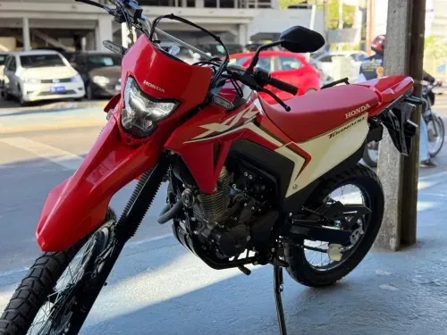 Honda XR Tornado