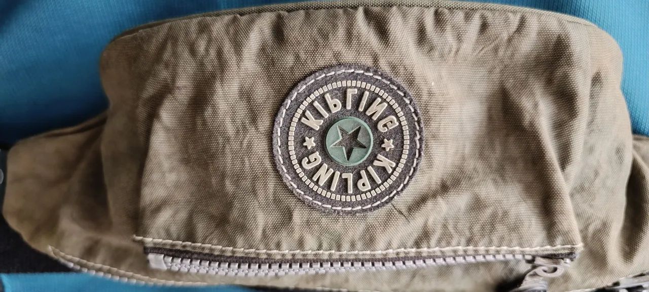 Pochete masculina Kipling original impecável pouquíssimo uso  - Foto 5