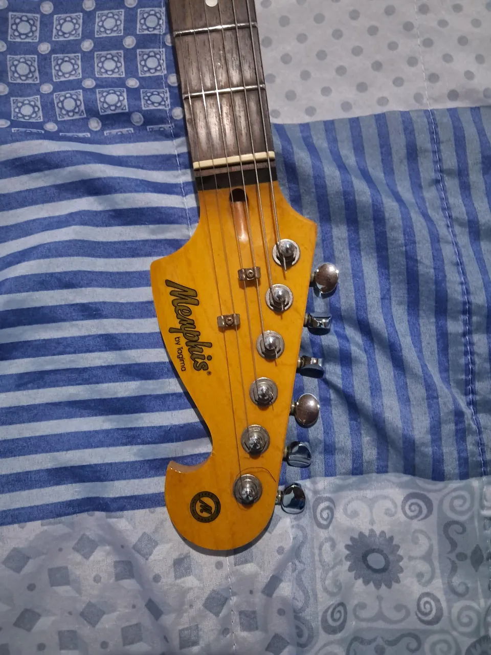 Guitarra Memphis by Tagima