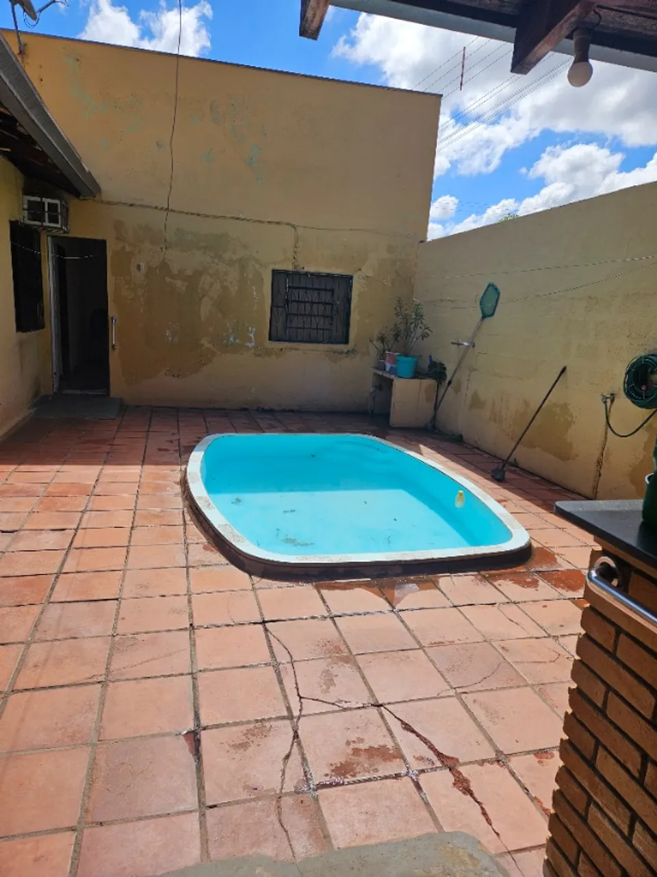 Casa 3 quartos, saída para Cuiabá 