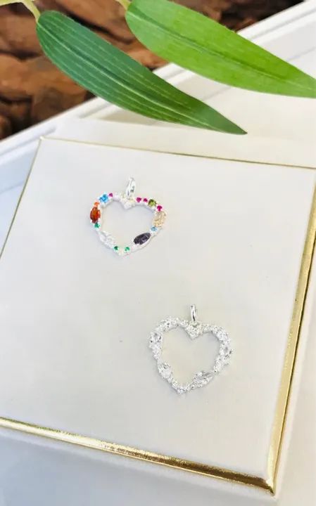 Colar Coração Colorido Prata  - Foto 3