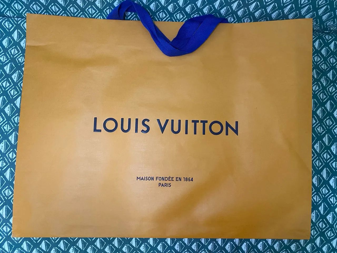 Sacola grande Louis Vuitton 