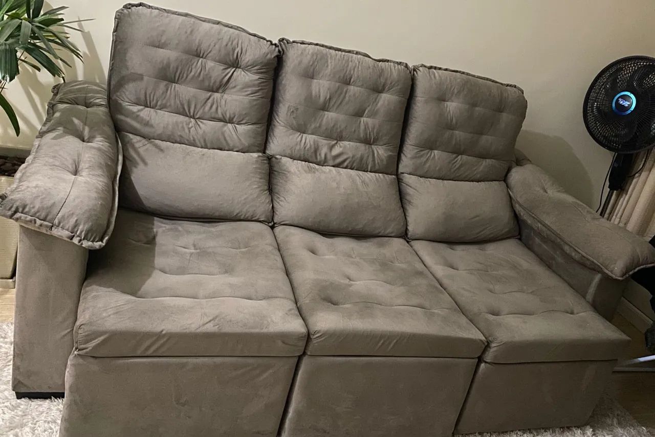 Brown reclining sofa64385922425346120