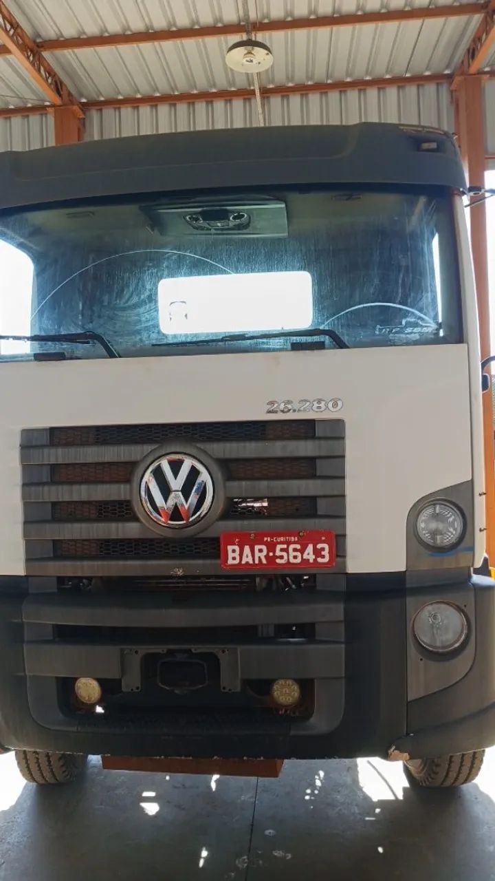 VW 26.280 6X4 ANO 2015 154.361KM - Foto 8