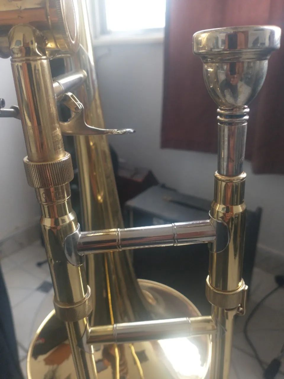 trombone tenor com chave shelter muito conservado e afinado para pessoas exigentes - Foto 3