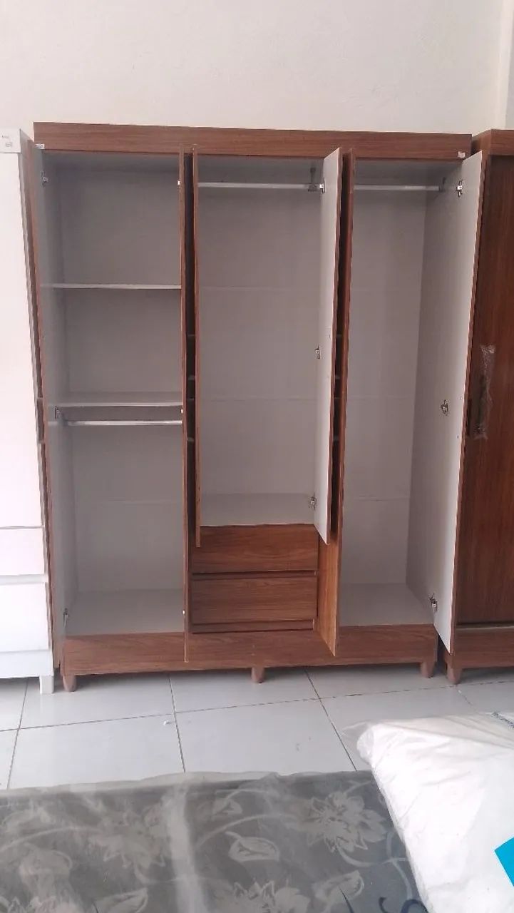 Guarda roupa 6 portas montagem e entrega grátis  - Foto 2