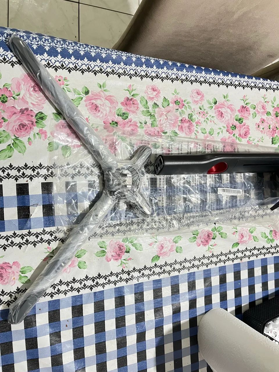 Suporte de monitor vertical vesa aoc  - Foto 3