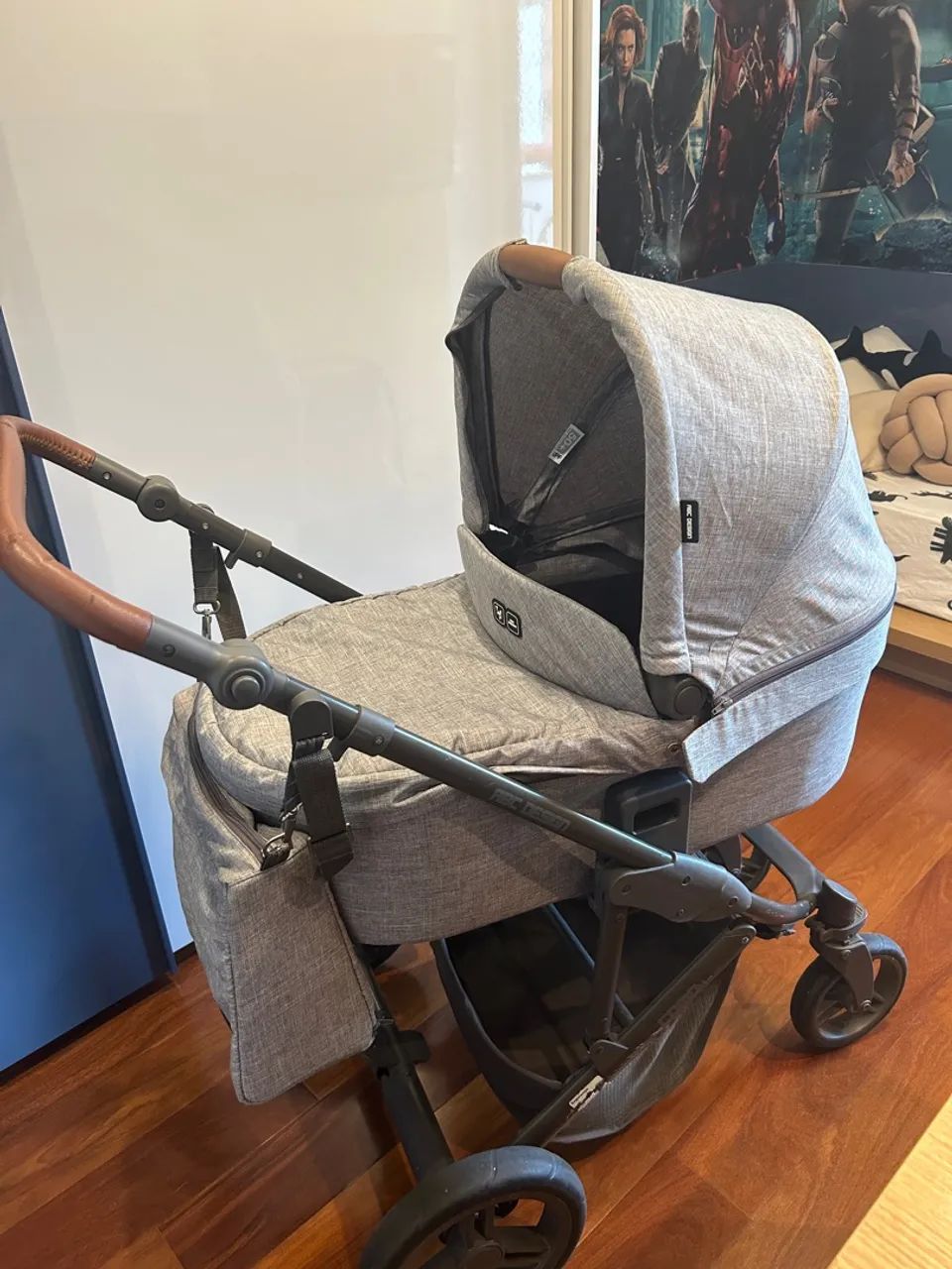 Carrinho de Bebê Bebê Abc desing como 4