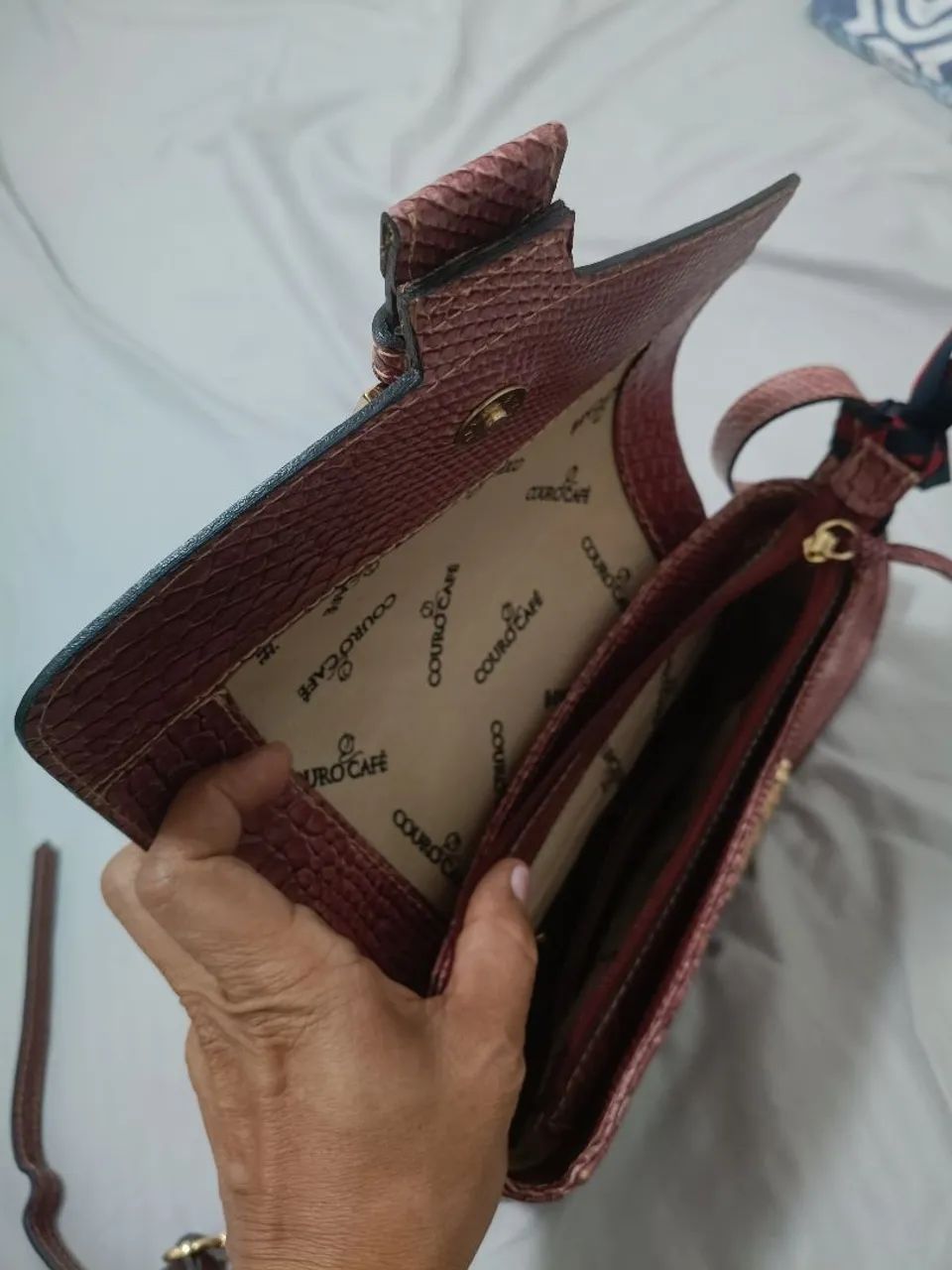 Bolsa Couro Café seminova - Foto 3