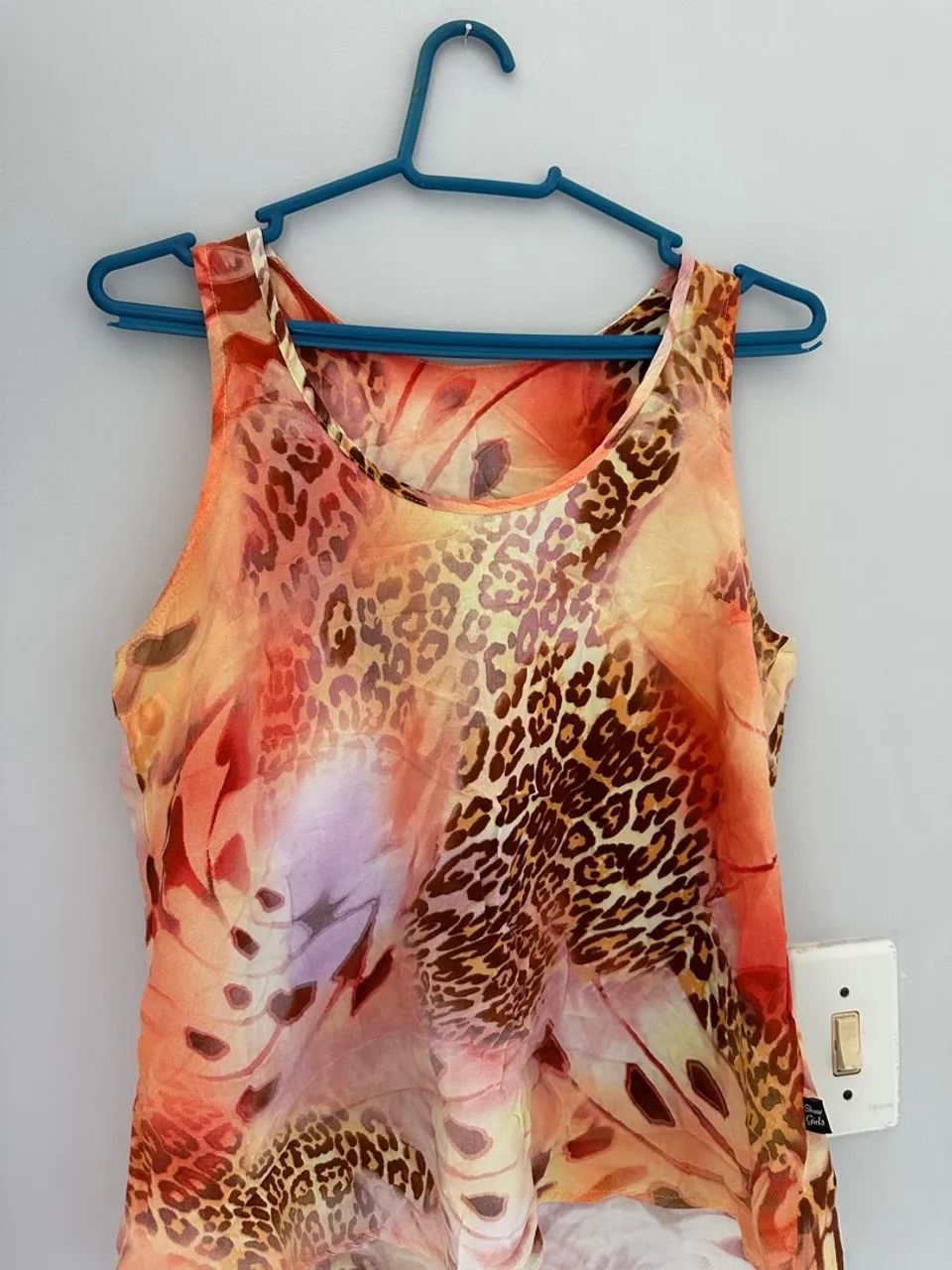 Blusa estampa de onça 