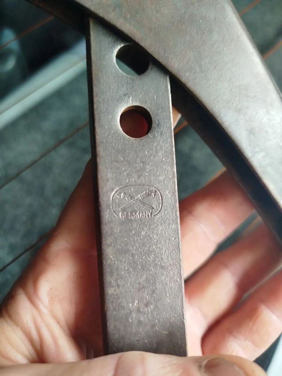 Chave de Grifo Antiga - Foto 2