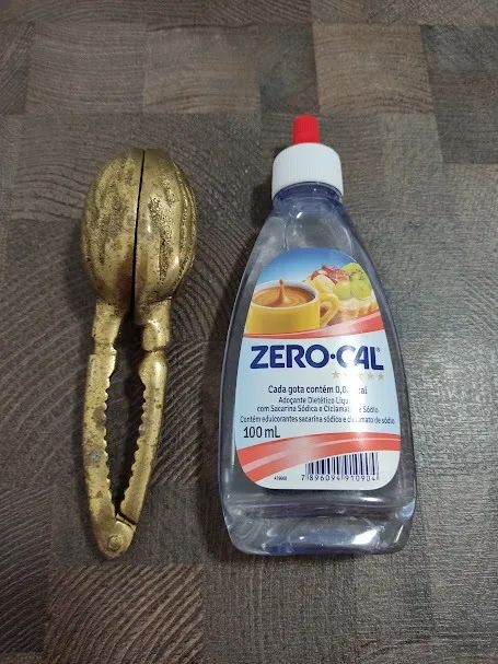 Antigo Quebra Nozes Em Bronze (Usado) - Foto 3
