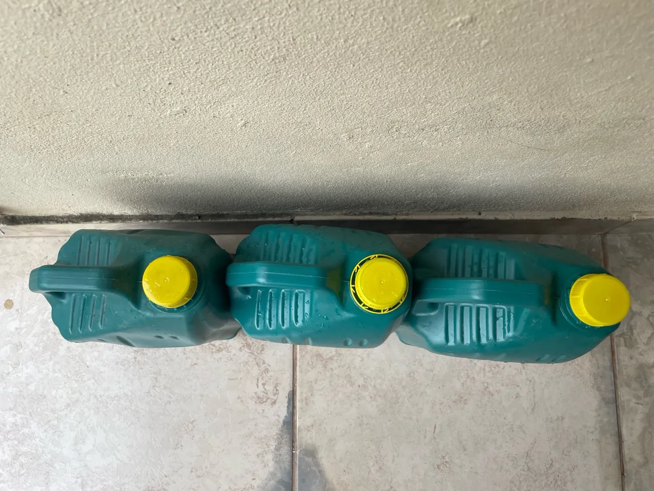 Galões de 5 Litros R$10 cada