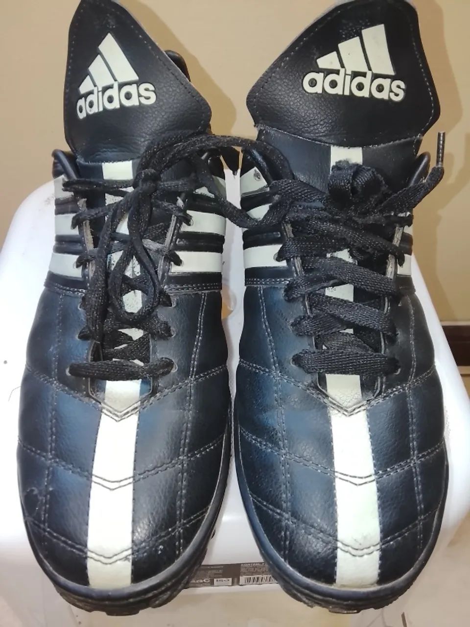 super rara chuteira vintage adidas x1 -tf 2002 - Calçados